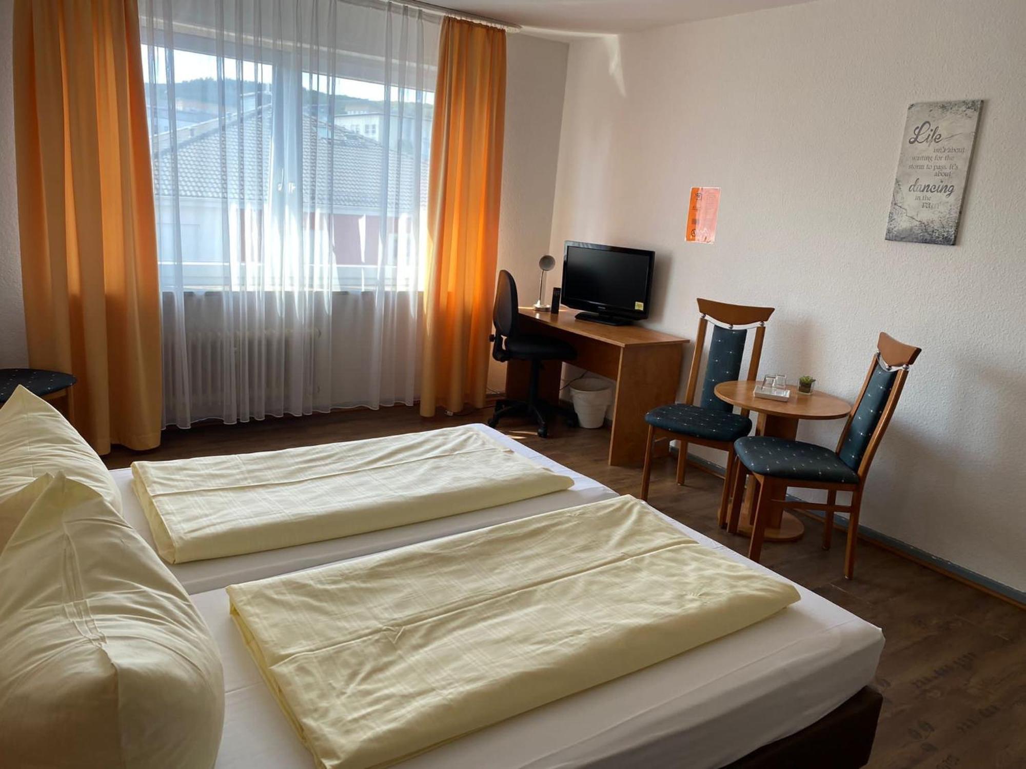 אידשטיין Hotel Sonne - Haus 1 מראה חיצוני תמונה